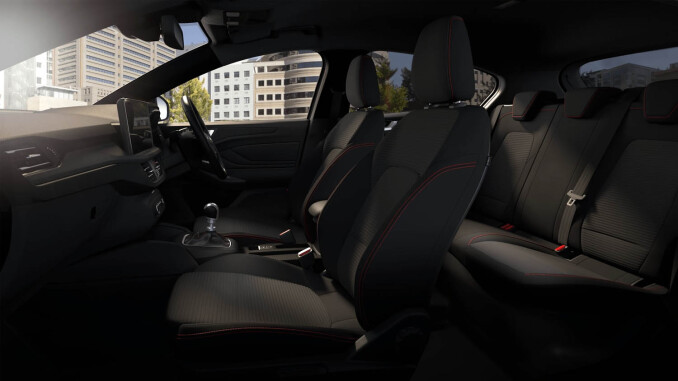 Ford Focus 1.0 EcoBoost Hybrid mHEV 155 ST-Line 5dr Auto Petrol Hatchback - Image 6